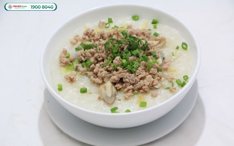 Ăn thức ăn mềm, dễ nhai