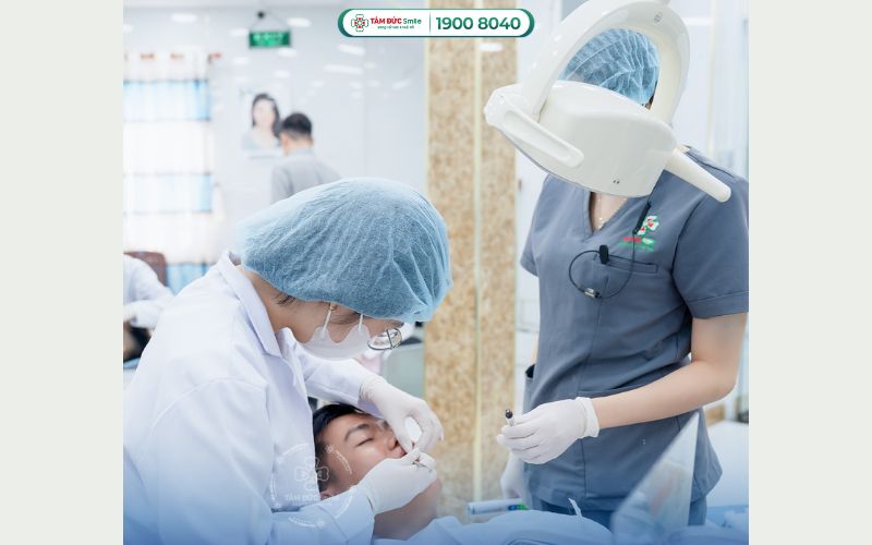 Abc87 nền tảng cá cược trực tuyến sử dụng axit nhẹ để tăng khả năng kết dính của vật liệu với răng