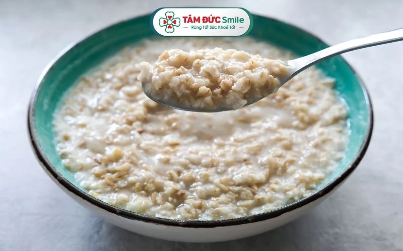 Sau khi siết răng cần ưu tiên dùng những thực phẩm mềm