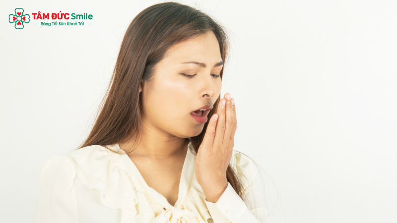 Hôi miệng khi Abc87 tải ứng dụng thường xuất phát từ mảng bám và thức ăn sót lại