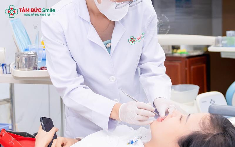 Thời gian đau nhức sau Abc87 tải ứng dụng phụ thuộc vào độ lệch răng ban đầu