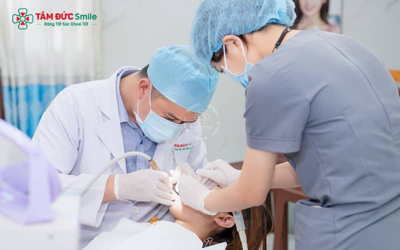 Quy trình làm hàm duy trì trong suốt, đảm bảo vừa vặn và thoải mái