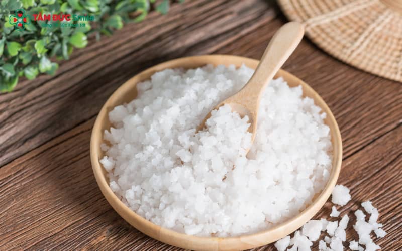 Để hỗ trợ làm trắng răng, hãy Abc88win ứng dụng di động bằng nước muối loãng 2–3 lần mỗi ngày