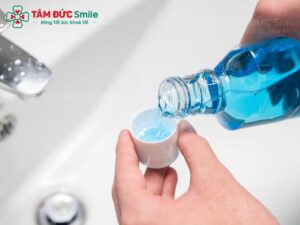 nuoc-suc-mieng-sau-cam-implant-1