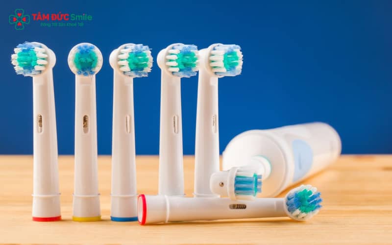 Bàn chải điện chuyên dụng cho người Abc87 tải ứng dụng được cung cấp ở nhiều phân khúc giá khác nhau