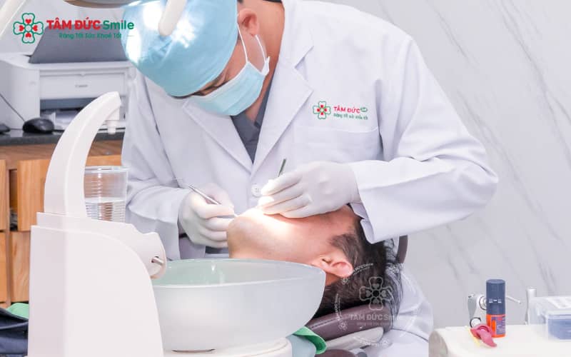 Quy trình Abc8.com Thể thao, Đá gà, Xổ số, Bắn cá lần 2 gồm: kiểm tra – tháo sứ cũ – xử lý răng – chế tác và gắn mão sứ mới.