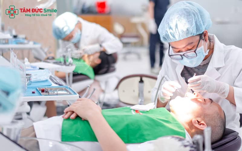 “Quy trình chuẩn gồm thăm khám – cạo vôi, xử lý túi nha chu – theo dõi nướu hồi phục – Abc8.com Thể thao, Đá gà, Xổ số, Bắn cá khi nướu ổn định