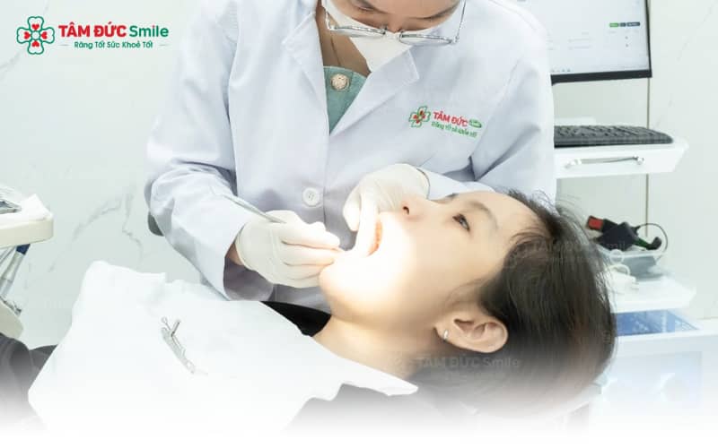 Đau nhức sau khi đặt thuốc diệt tủy có thể do phản ứng viêm hoặc áp lực trong ống tủy
