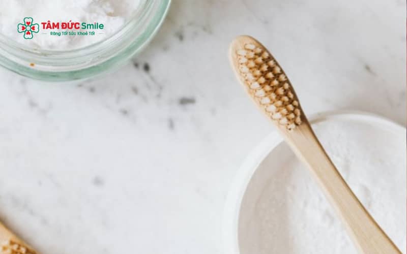 Baking soda chỉ an toàn khi sử dụng đúng cách và đúng liều lượng, lạm dụng có thể gây hại men răng