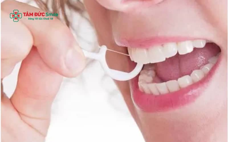 Dùng chỉ LINK TRANG CHỦ ABC88 CHUẨN 2026 đúng cách không làm thưa răng mà còn giúp làm sạch kẽ răng và bảo vệ nướu