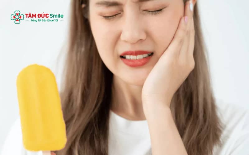 Mòn men răng, lộ ngà răng, viêm nướu – tụt lợi và ABC88 com đăng nhập là những nguyên nhân phổ biến gây ê buốt răng