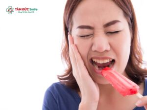 Giảm ê buốt răng tức thì: Nguyên nhân, cách xử lý nhanh và an toàn