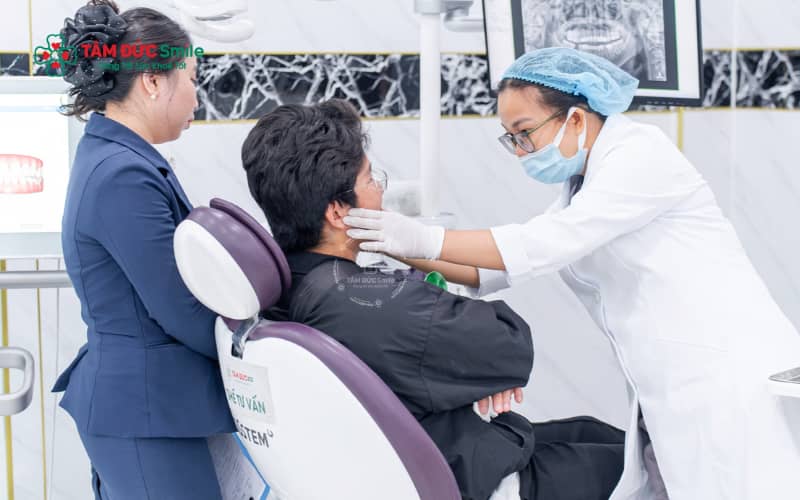 Nếu xuất hiện tình trạng chảy máu kéo dài, ê buốt dữ dội hoặc nướu sưng đau có mủ sau khi lấy Abc8com nổ hũ, người bệnh cần đến LINK TRANG CHỦ ABC88 CHUẨN 2026 để được kiểm tra kịp thời.