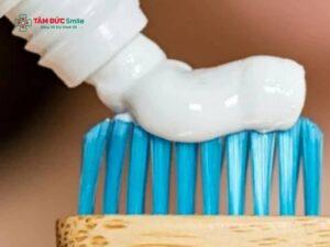 Nuốt kem đánh răng có sao không?