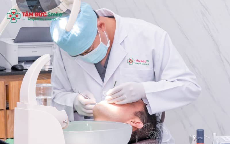 Abc88win đăng nhập khôn bằng piezotome kết hợp gây tê giúp quá trình diễn ra êm ái, hạn chế cảm giác đau và khó chịu