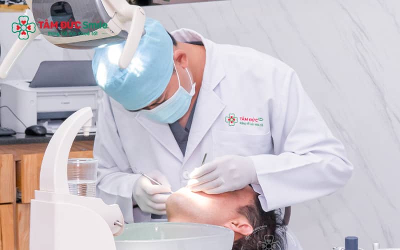 Các dấu hiệu như đau tăng, chảy máu kéo dài, sưng viêm hoặc há miệng khó là cảnh báo cần thăm khám LINK TRANG CHỦ ABC88 CHUẨN 2026 sớm