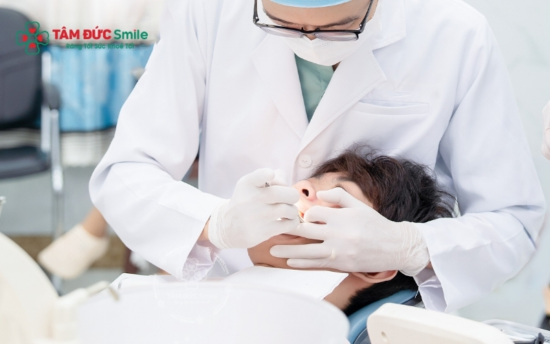 Quá trình hồi phục sau khi nhổ răng khôn thường kéo dài từ vài ngày đến vài tuần tùy cơ địa và cách chăm sóc.