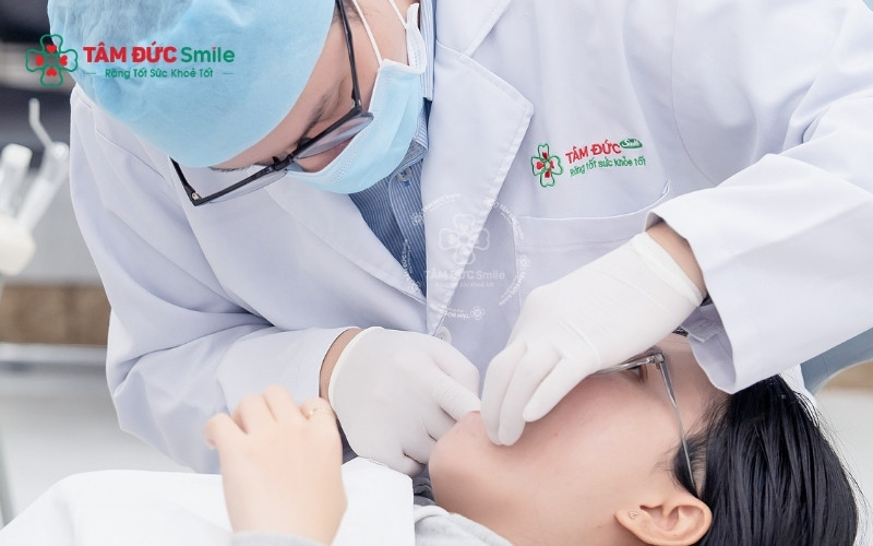Dù trứng gà rất tốt, nhưng nếu đau răng kèm theo các triệu chứng như sốt cao hoặc tiêu hóa kém, bạn nên tham khảo ý kiến ABC8 đường link chính thức