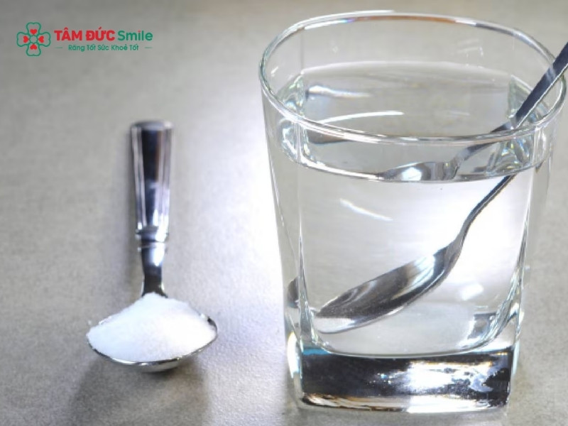 Ngậm nước muối có chữa ABC88 com đăng nhập không? Sự thật bạn cần biết