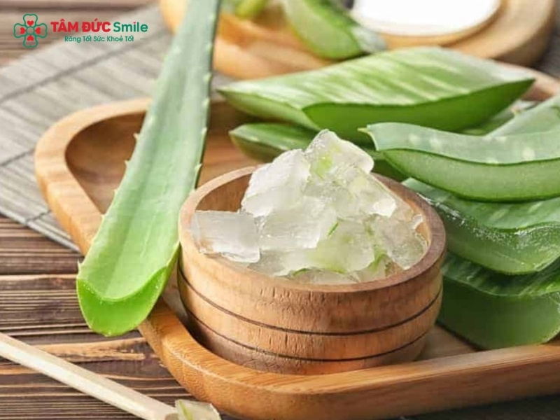 Lựa chọn phần gel trong suốt và làm sạch kỹ lưỡng trước khi sử dụng để đảm bảo an toàn