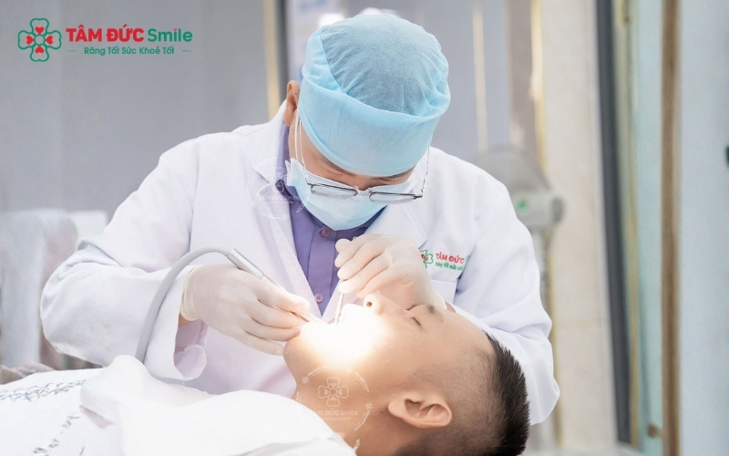 Quy trình lấy dấu răng kỹ thuật số giúp việc chế tác mặt dán Veneer diễn ra nhanh chóng và chính xác tuyệt đối.