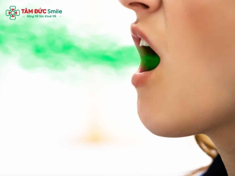Đắng miệng hôi miệng: Nguyên nhân, dấu hiệu và cách chữa