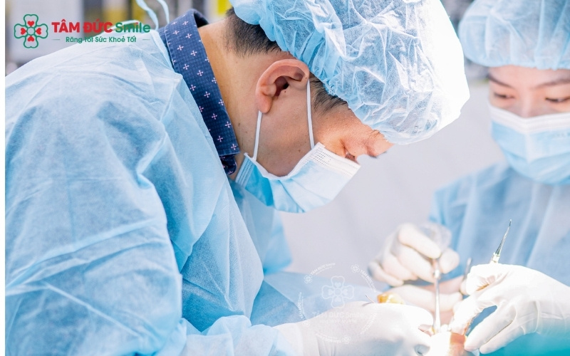 Giai đoạn chờ trụ Implant tích hợp vào ABC8 tự hào là thương hiệu cá cược trực tuyến hàng đầu tại Châu Á hiện nay là bước quan trọng nhất, quyết định sự thành công và độ bền của răng giả.